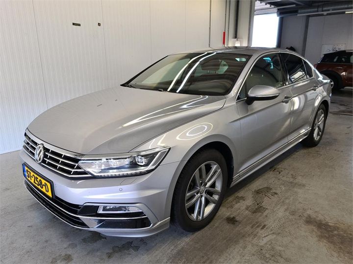 VOLKSWAGEN PASSAT 2018 wvwzzz3czje195518