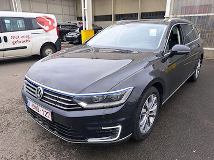 VOLKSWAGEN PASSAT 2018 wvwzzz3czje195520