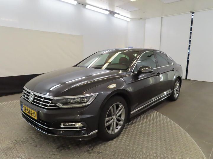 VOLKSWAGEN PASSAT 2018 wvwzzz3czje221341