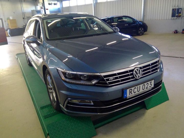 VOLKSWAGEN PASSAT 2018 wvwzzz3czje224222