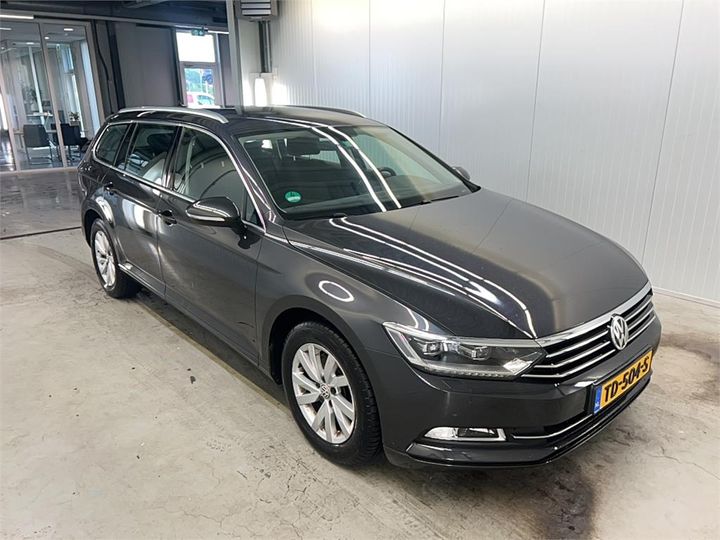 VOLKSWAGEN PASSAT 2018 wvwzzz3czje225817