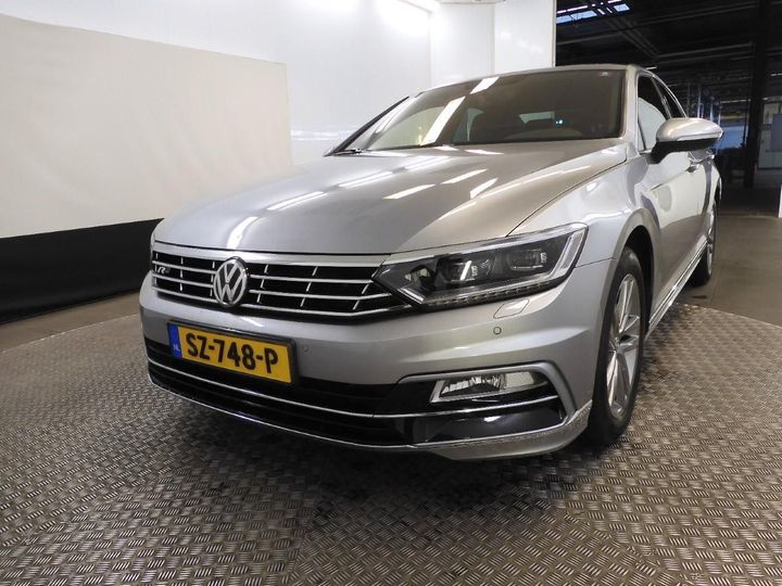 VOLKSWAGEN PASSAT 2018 wvwzzz3czje233929