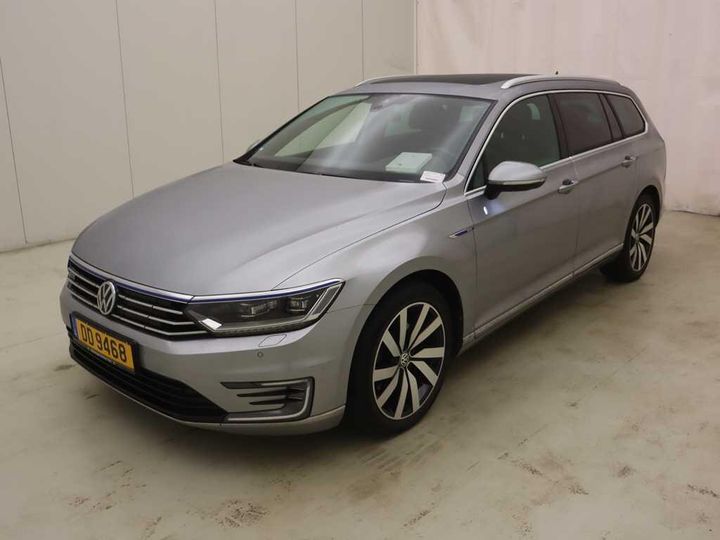 VOLKSWAGEN PASSAT 2018 wvwzzz3czje234103