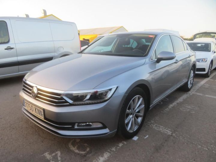 VOLKSWAGEN PASSAT 2018 wvwzzz3czje235107