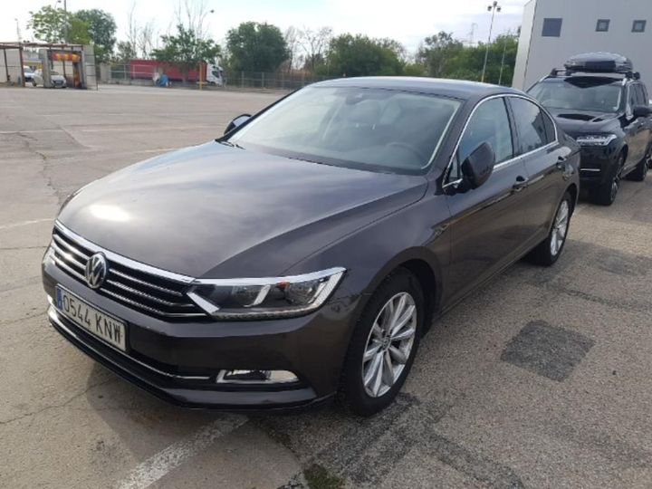 VOLKSWAGEN PASSAT 2018 wvwzzz3czje238566