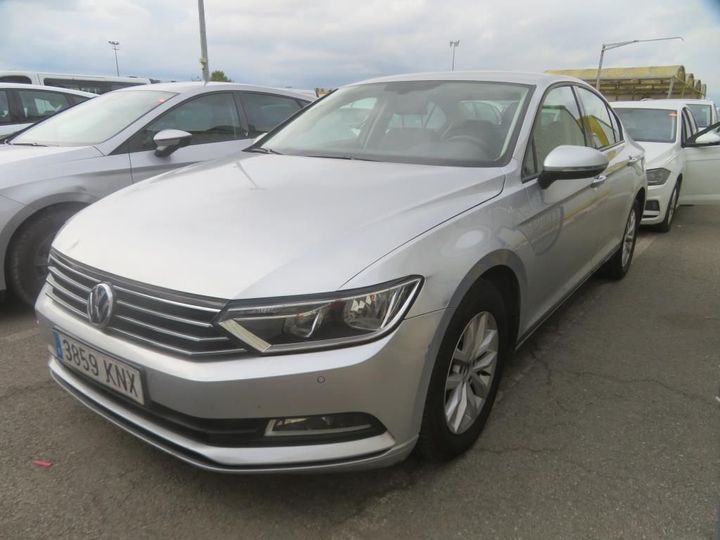 VOLKSWAGEN PASSAT 2018 wvwzzz3czje240648