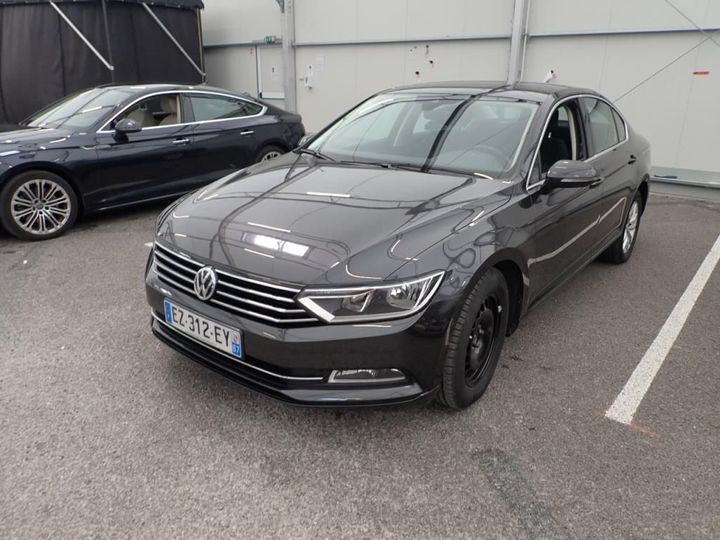 VOLKSWAGEN PASSAT 2018 wvwzzz3czje240800