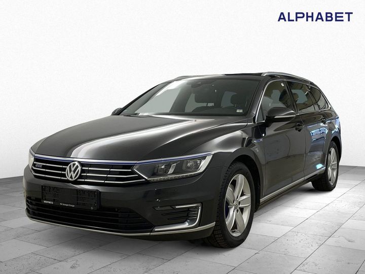 VOLKSWAGEN PASSAT 2018 wvwzzz3czje240811