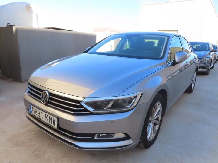 VOLKSWAGEN PASSAT 2018 wvwzzz3czje241369