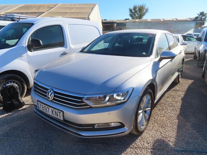 VOLKSWAGEN PASSAT 2018 wvwzzz3czje248596