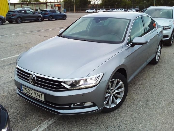 VOLKSWAGEN PASSAT 2018 wvwzzz3czje248997