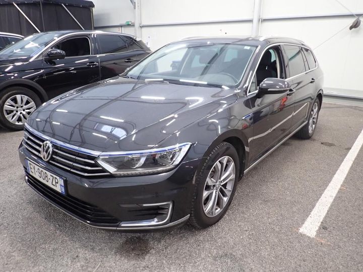 VOLKSWAGEN PASSAT 2018 wvwzzz3czje252460