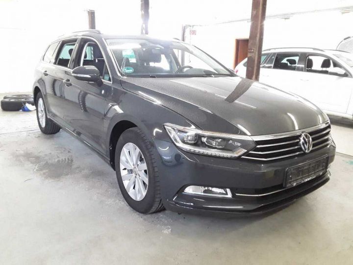 VOLKSWAGEN PASSAT 2018 wvwzzz3czje252825