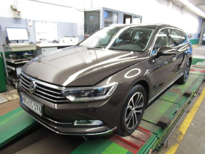 VOLKSWAGEN PASSAT 2018 wvwzzz3czjp014850