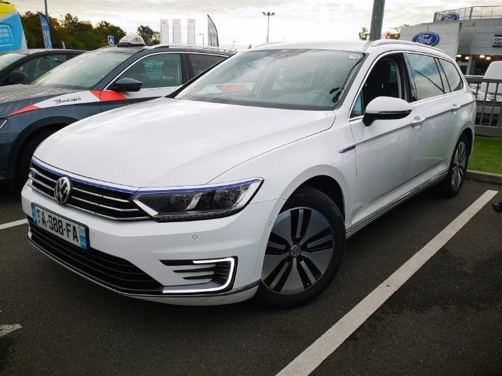 VOLKSWAGEN PASSAT 2018 wvwzzz3czke004450