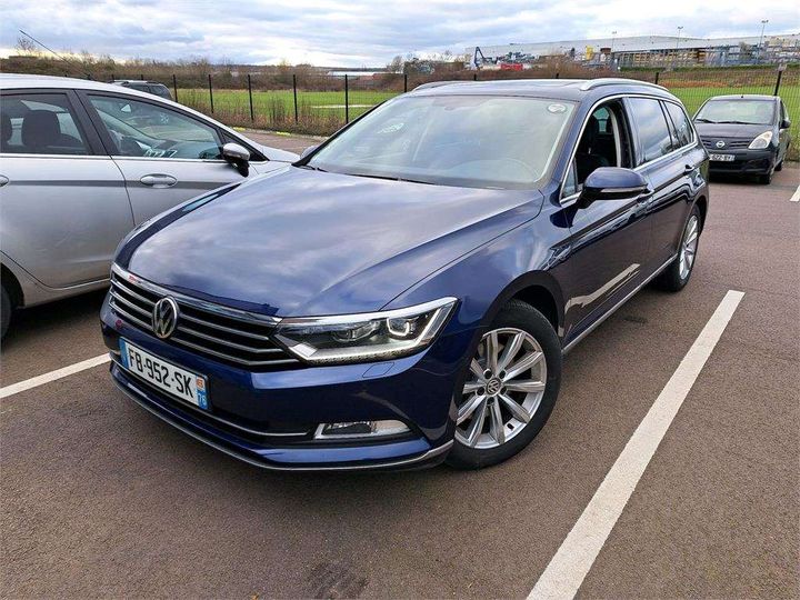 VOLKSWAGEN PASSAT 2018 wvwzzz3czke009056