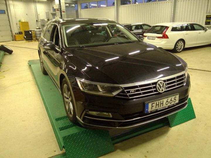 VOLKSWAGEN PASSAT 2018 wvwzzz3czke010591