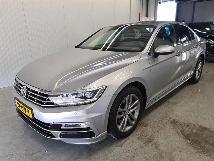 VOLKSWAGEN PASSAT 2018 wvwzzz3czke019656