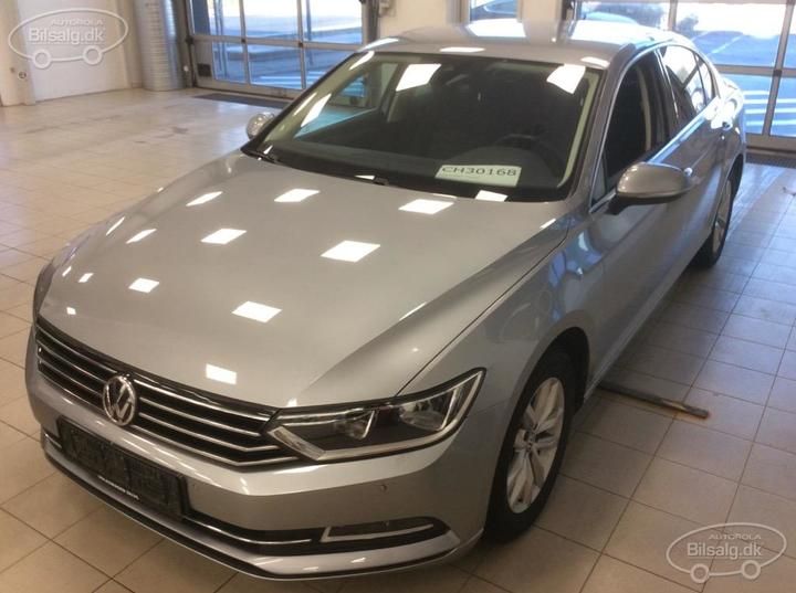 VOLKSWAGEN PASSAT 2019 wvwzzz3czke020696