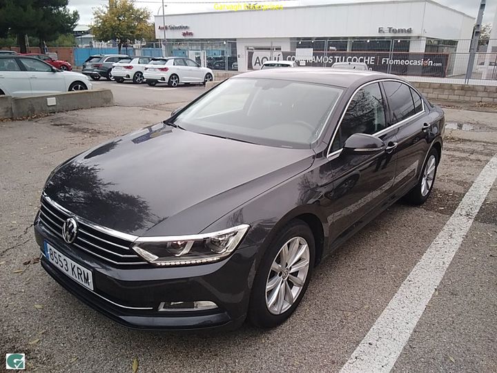 VOLKSWAGEN PASSAT 2018 wvwzzz3czke021437