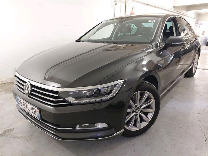 VOLKSWAGEN PASSAT 2018 wvwzzz3czke021804