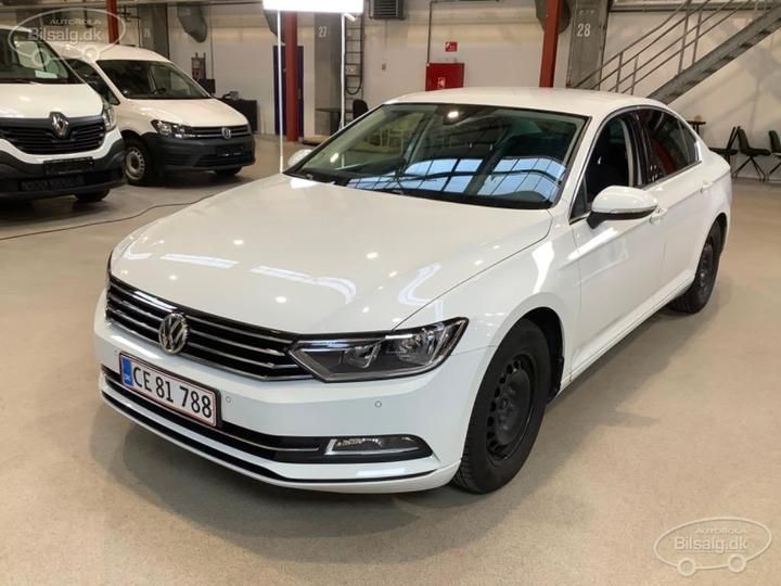 VOLKSWAGEN PASSAT 2019 wvwzzz3czke032634