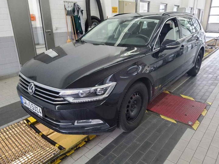 VOLKSWAGEN PASSAT 2019 wvwzzz3czke049646