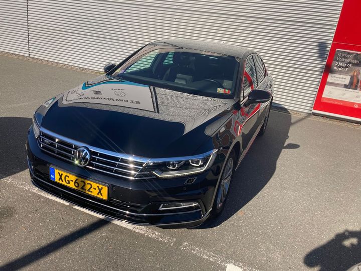 VOLKSWAGEN PASSAT 2019 wvwzzz3czke053627