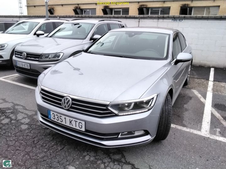 VOLKSWAGEN PASSAT 2019 wvwzzz3czke055380