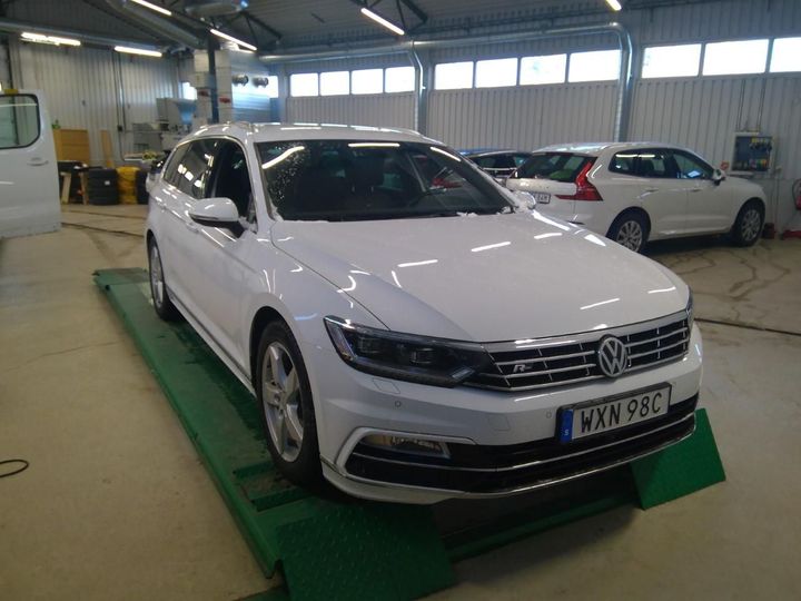 VOLKSWAGEN PASSAT 2019 wvwzzz3czke069289