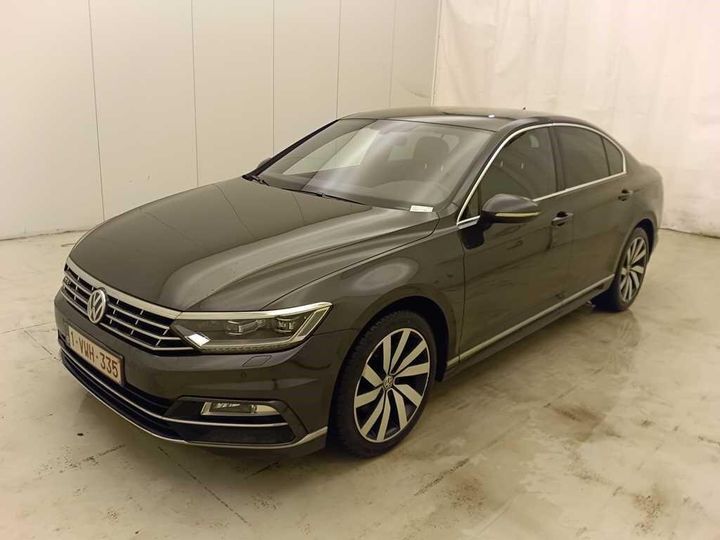 VOLKSWAGEN PASSAT 2019 wvwzzz3czke071616