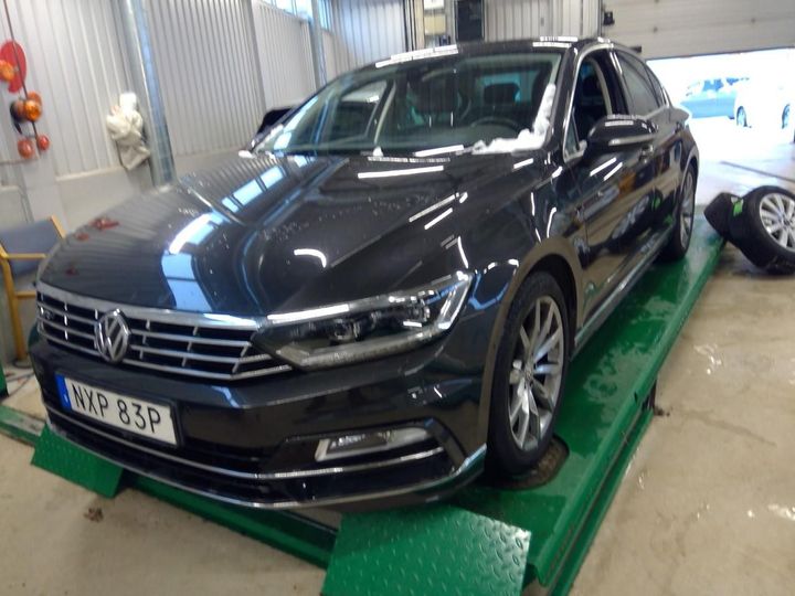 VOLKSWAGEN PASSAT 2019 wvwzzz3czke074380