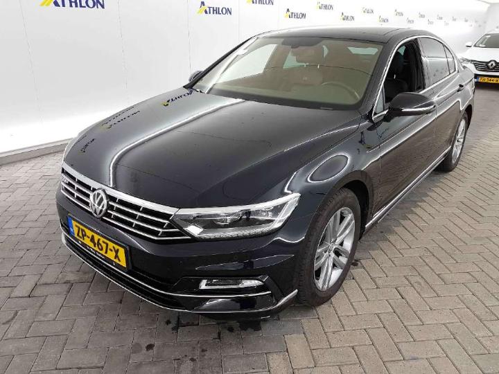 VOLKSWAGEN PASSAT 2019 wvwzzz3czke093086