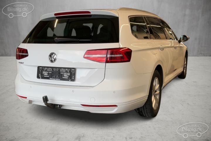 VOLKSWAGEN PASSAT 2019 wvwzzz3czke096126