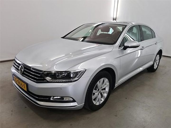 VOLKSWAGEN PASSAT 2019 wvwzzz3czke097014