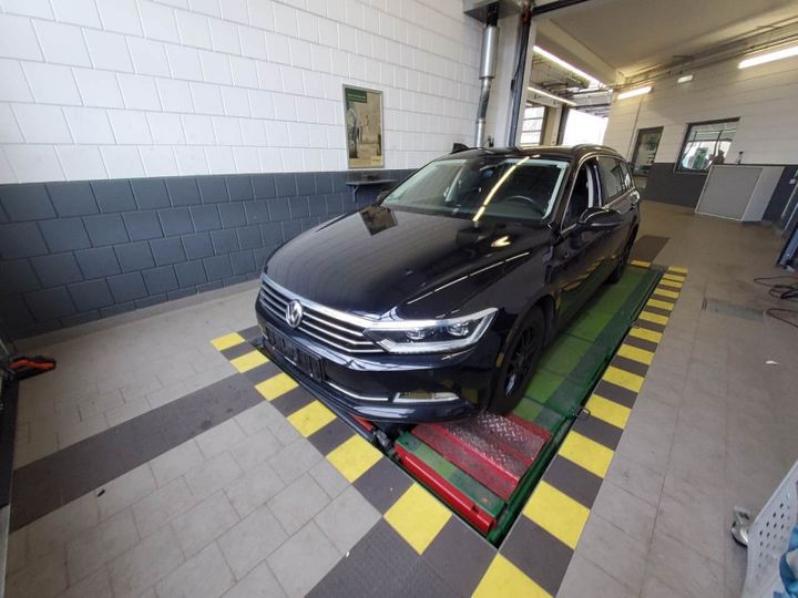 VOLKSWAGEN PASSAT 2019 wvwzzz3czke105817