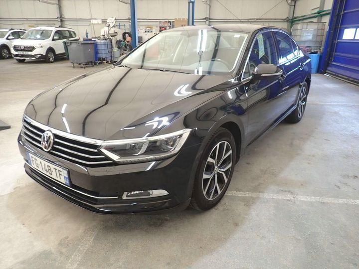 VOLKSWAGEN PASSAT 2019 wvwzzz3czke108166