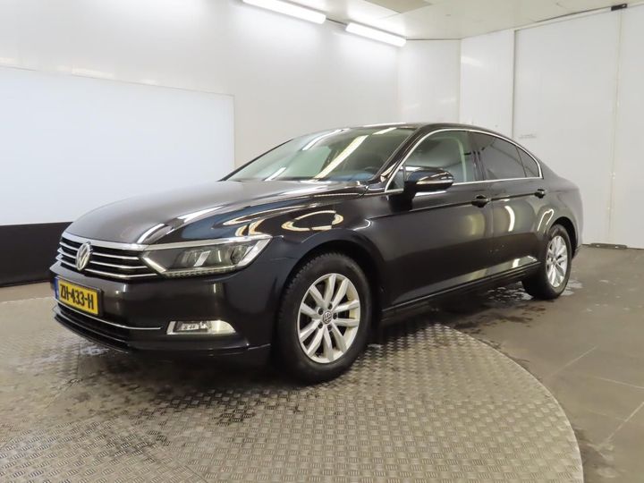 VOLKSWAGEN PASSAT 2019 wvwzzz3czke112294