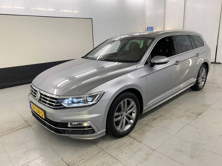 VOLKSWAGEN PASSAT 2019 wvwzzz3czke112744