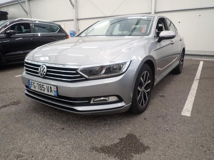 VOLKSWAGEN PASSAT 2019 wvwzzz3czke116058