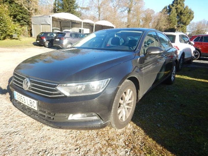 VOLKSWAGEN PASSAT 2019 wvwzzz3czke118369