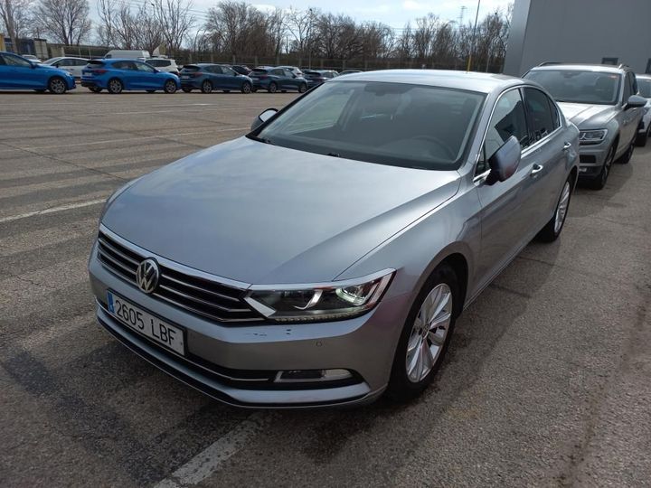 VOLKSWAGEN PASSAT 2019 wvwzzz3czke201428