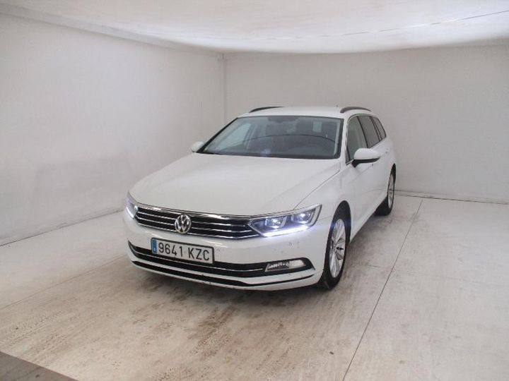 VOLKSWAGEN PASSAT 2019 wvwzzz3czke201890