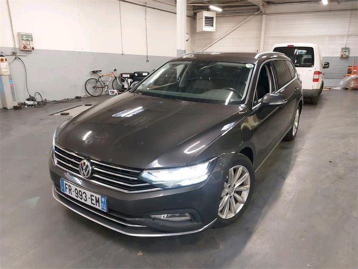 VOLKSWAGEN PASSAT 2020 wvwzzz3czle024086