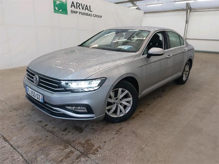 VOLKSWAGEN PASSAT 2019 wvwzzz3czle036482