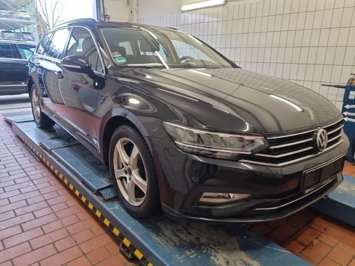 VOLKSWAGEN PASSAT 2019 wvwzzz3czle043319