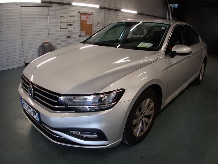 VOLKSWAGEN PASSAT 2019 wvwzzz3czle051188