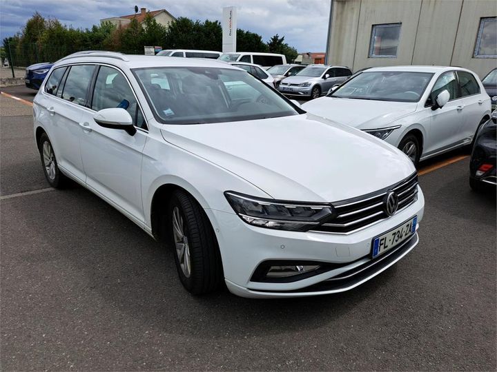 VOLKSWAGEN PASSAT 2019 wvwzzz3czle052940