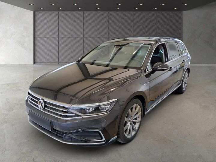 VOLKSWAGEN PASSAT 2019 wvwzzz3czle054096