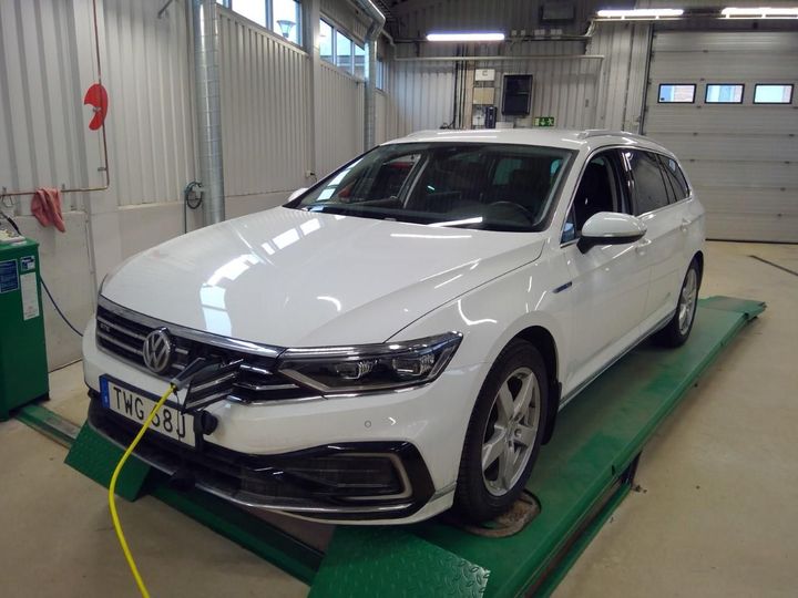 VOLKSWAGEN PASSAT 2019 wvwzzz3czle054766